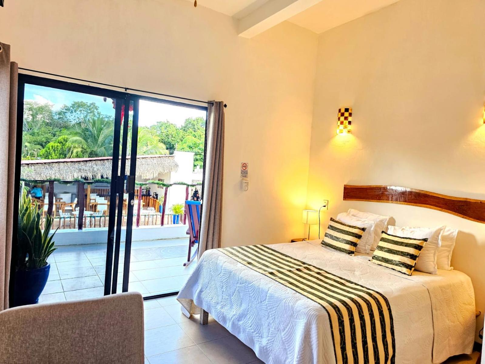 Mayan Majesty Boutique Hotel バリャドリッド エクステリア 写真